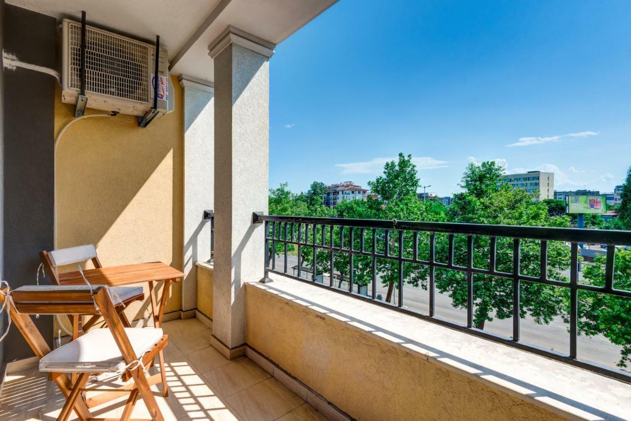 Appartamento Studio Zia 3- Great place in Lazur Burgas Esterno foto